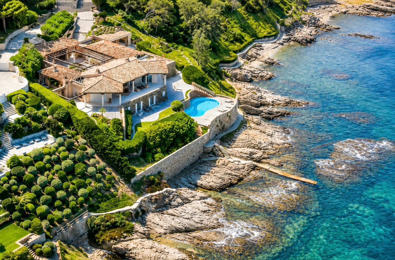 Aerial view of Villa Marine, an ultra-prime waterfront estate in Le Parc de Saint-Tropez